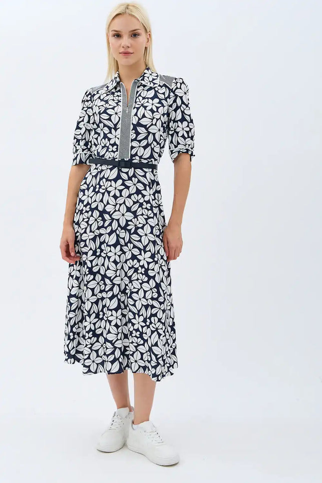 Yaprak Desenli Kemerli Gömlek Elbise (Siyah)