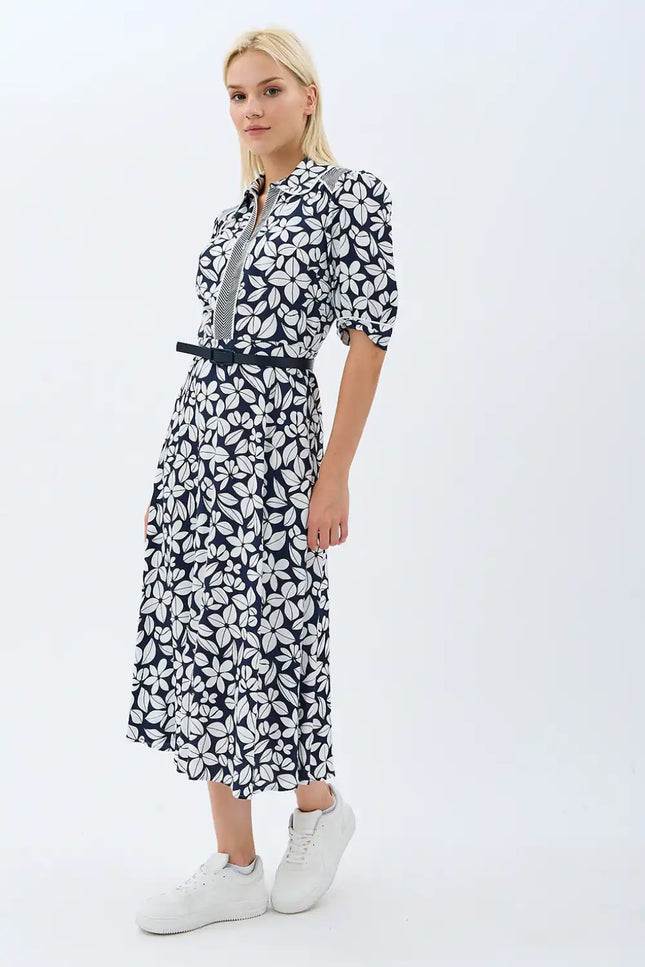 Yaprak Desenli Kemerli Gömlek Elbise (Siyah)