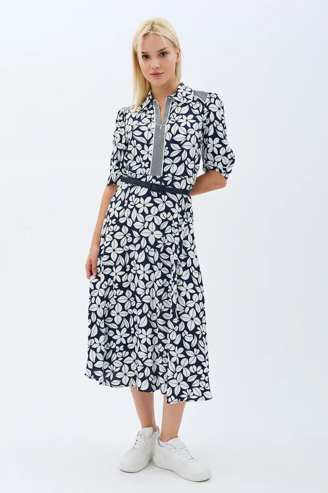 Yaprak Desenli Kemerli Gömlek Elbise (Siyah)