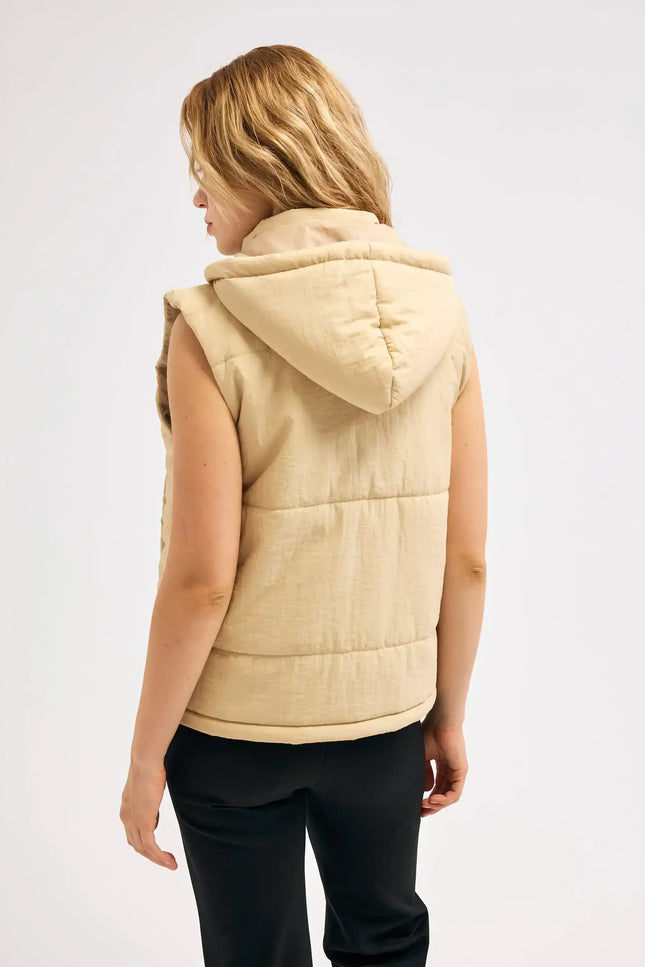 Bej Şişme Yelek