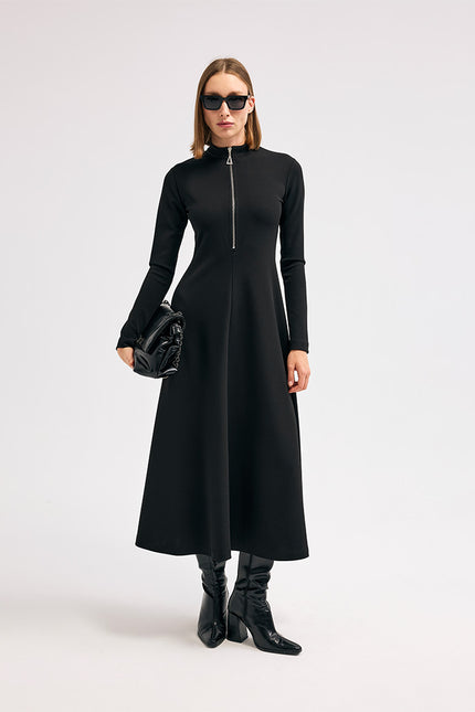 Siyah Fermuar Detaylı Elbise