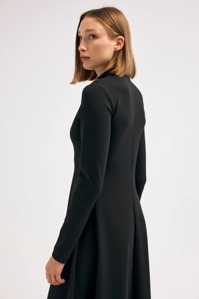 Siyah Fermuar Detaylı Elbise