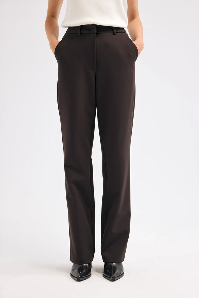 Kahverengi Düz Paça Pantolon