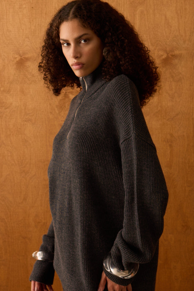 Gri Fermuarlı Dik Yaka Triko