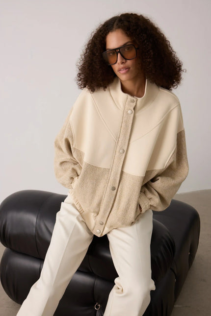 Bej Balıksırtı Desenli Bomber Ceket