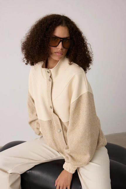 Bej Balıksırtı Desenli Bomber Ceket