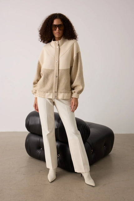 Bej Balıksırtı Desenli Bomber Ceket