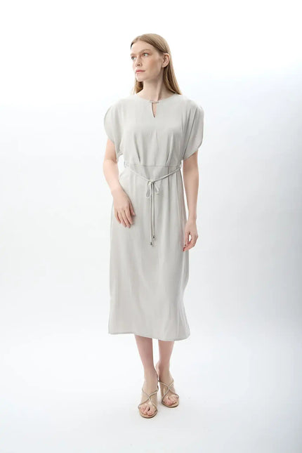 Belden Bağlamalı Yırtmaçlı Elbise (Gri)