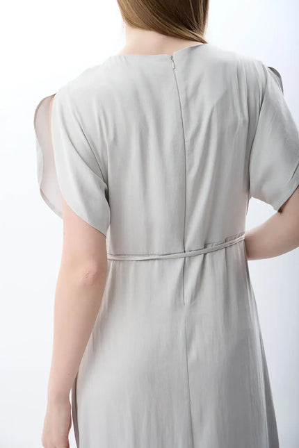Belden Bağlamalı Yırtmaçlı Elbise (Gri)