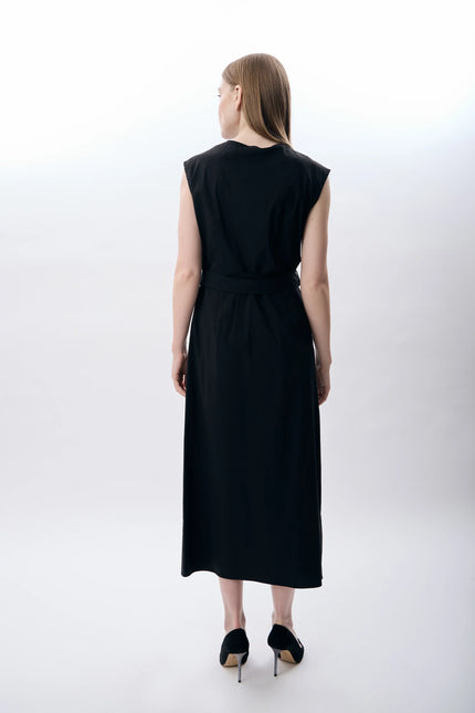 Kemer Detaylı Uzun Elbise (Siyah)