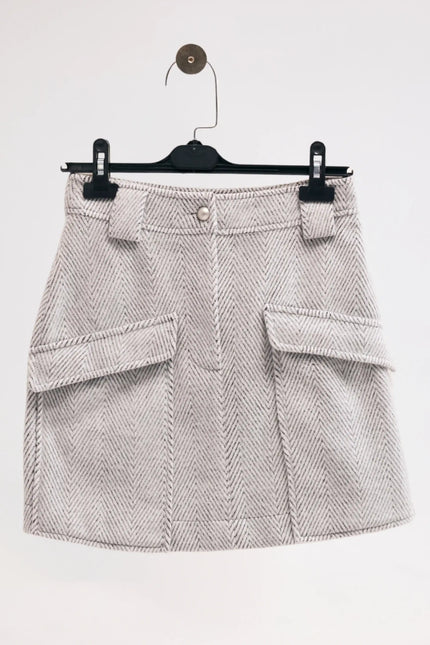 Gri Balıksırtı Desenli Mini Etek