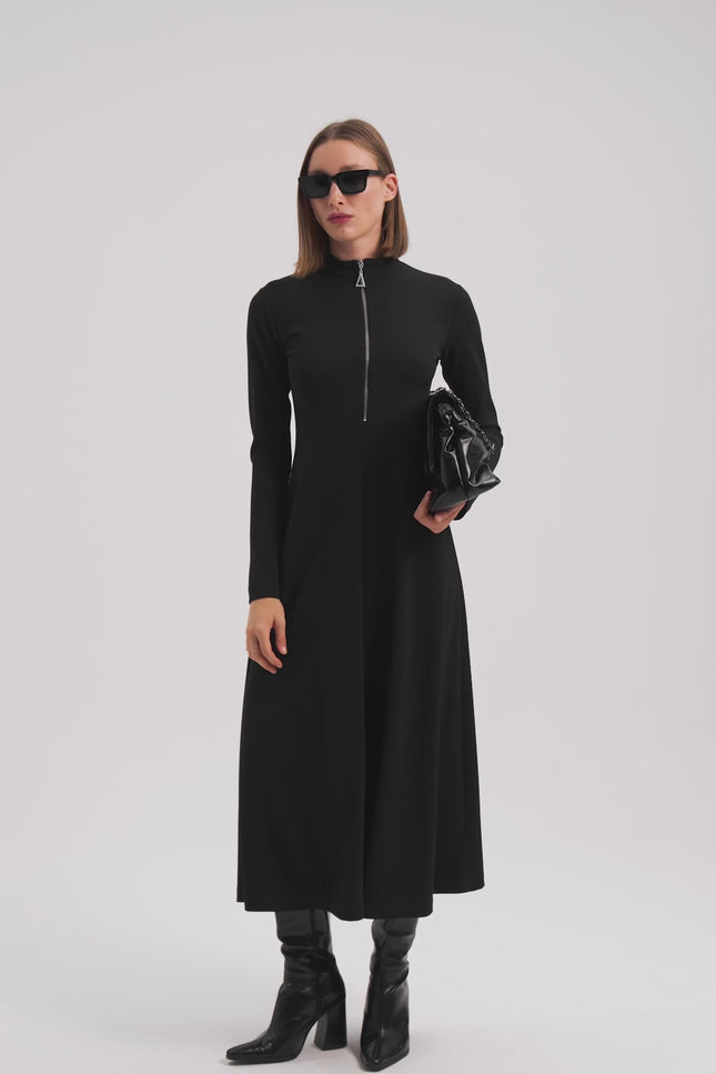 Siyah Fermuar Detaylı Elbise