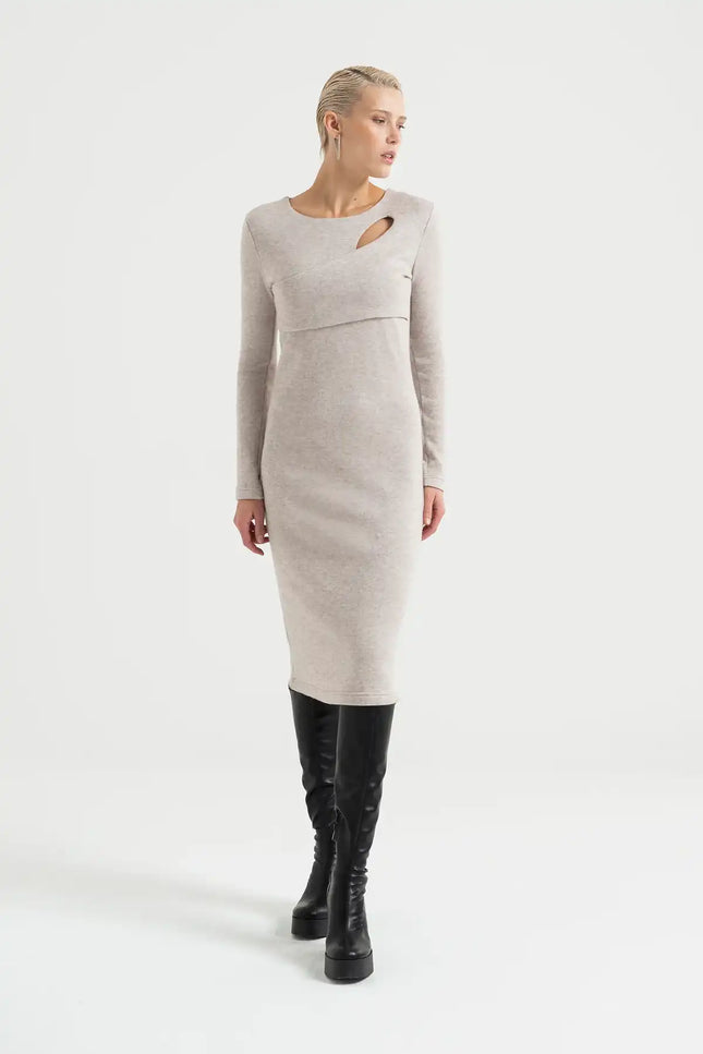 Taş Rengi Pencere Detaylı Triko Elbise