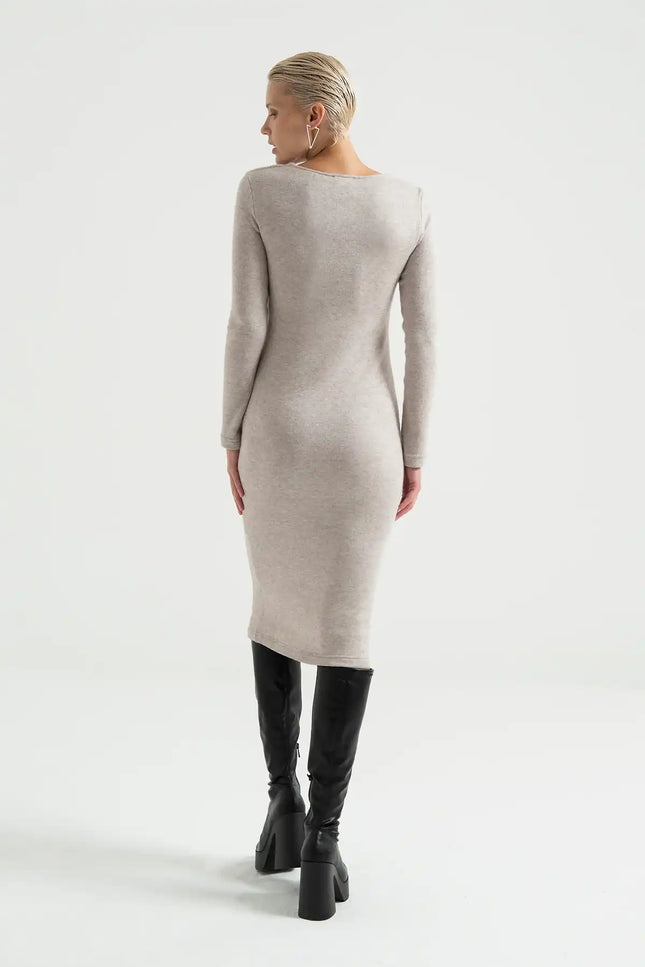 Taş Rengi Pencere Detaylı Triko Elbise